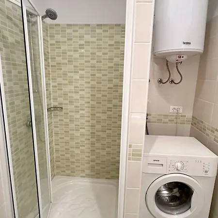 Apartman Wind Near Prosika Beach